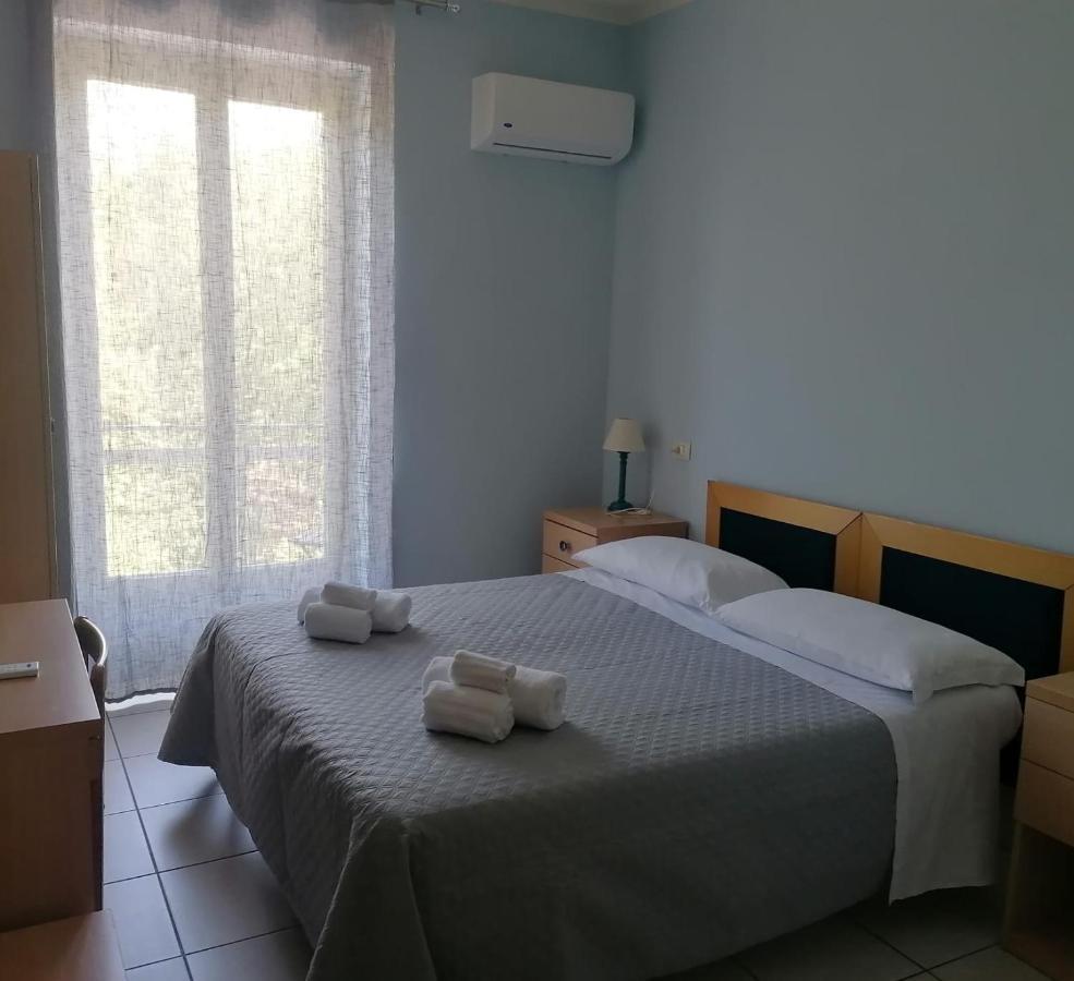 Hotel Villa Benvenuti В'яреджо Екстер'єр фото